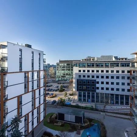 Apartament Bright Blue With Balcony, Parking And Air Conditioning In By Renters Warszawa