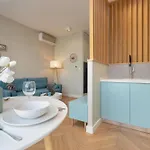 Bright Blue With Balcony, Parking And Air Conditioning In By Renters *